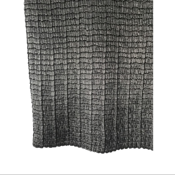 EUC Nicola black micropleated sleeveless blouse L - Picture 3 of 4